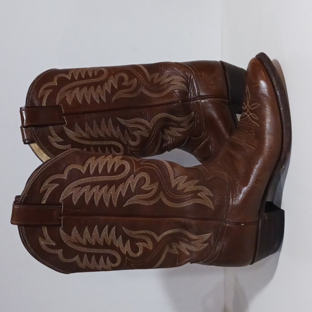 Justin embroidered western cowboy boots size 9